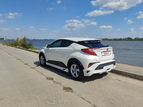 2017 Toyota C-HR I, белый, 1730000 рублей, вид 4
