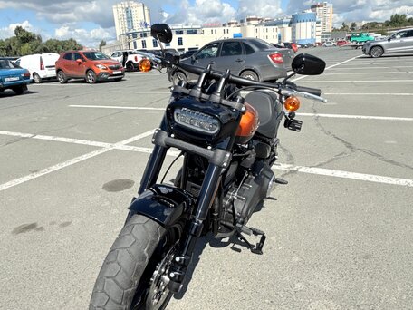 2023 Harley-Davidson Fat Bob, оранжевый, 1870000 рублей, вид 4