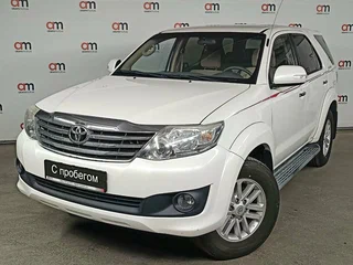 2011 Toyota Fortuner I Рестайлинг 2, белый, 1799000 рублей, вид 3