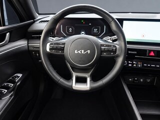 2024 Kia K5 LPi III Рестайлинг, чёрный, 2755000 рублей, вид 5