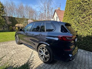 2020 BMW X5 30d IV (G05/G18), чёрный, 7500000 рублей, вид 5