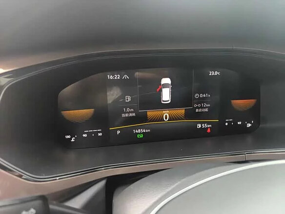 2023 Volkswagen Tharu I, коричневый, 1550000 рублей - вид 10