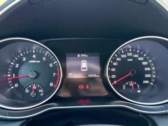 2020 Kia Ceed III, коричневый, 2170000 рублей - вид 14