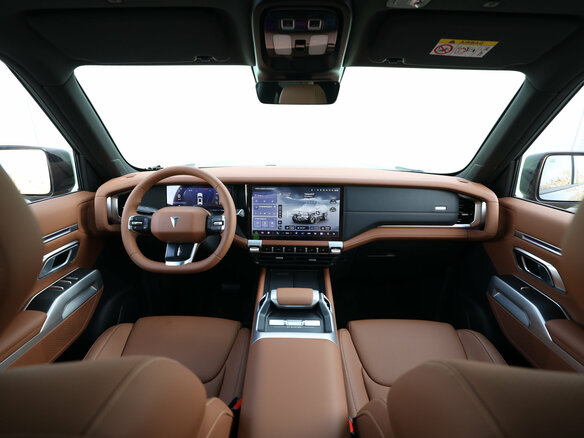 2025 Changan Deepal G318 I, серый, 6090000 рублей - вид 13