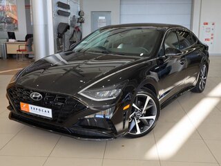 2021 Hyundai Sonata VIII (DN8), чёрный, 2400000 рублей, вид 2