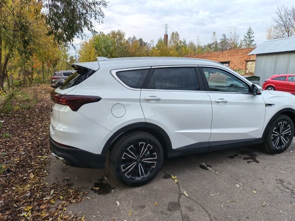 2026 Jetour X70+ I, белый, 2500000 рублей - вид 2