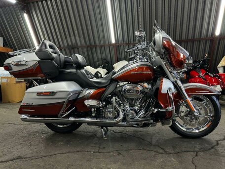2014 Harley-Davidson Electra Glide, коричневый, 1640000 рублей, вид 3
