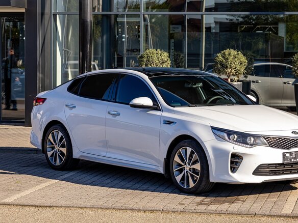 2017 Kia Optima IV, белый, 1695000 рублей - вид 6