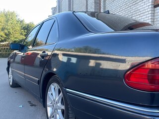 1997 Mercedes-Benz E-Класс 230 II (W210, S210), синий, 449990 рублей, вид 5