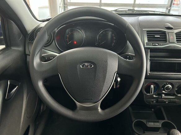 2026 Lada (ВАЗ) Granta I Рестайлинг, белый - вид 6