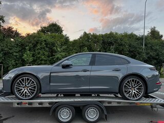 2026 Porsche Panamera 4 III, серый, 25700000 рублей, вид 4