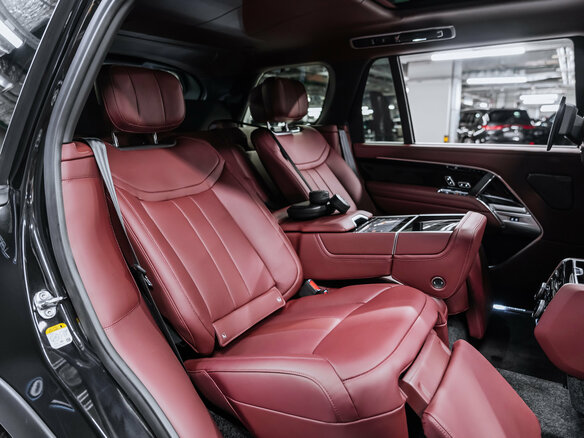 2026 Land Rover Range Rover P530 MHEV Long V, чёрный, 26950000 рублей - вид 15