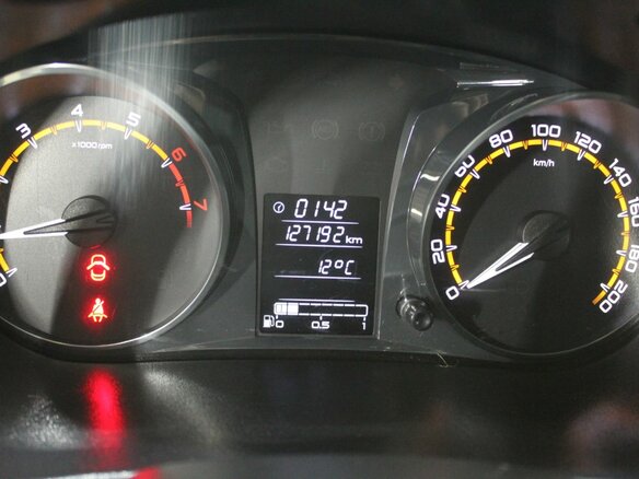 2023 Lada (ВАЗ) Granta I Рестайлинг, белый, 830000 рублей - вид 13