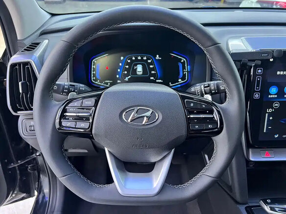 2023 Hyundai ix35 II Рестайлинг, чёрный, 1737000 рублей - вид 8