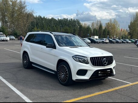 2017 Mercedes-Benz GLS 400 I (X166), белый, 4285000 рублей, вид 2