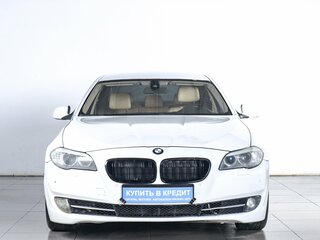 2011 BMW 5 серии 520d VI (F10/F11/F07), белый, 1809000 рублей, вид 2