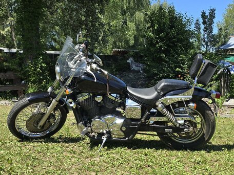 2001 Honda Shadow 400, чёрный, 400000 рублей, вид 2