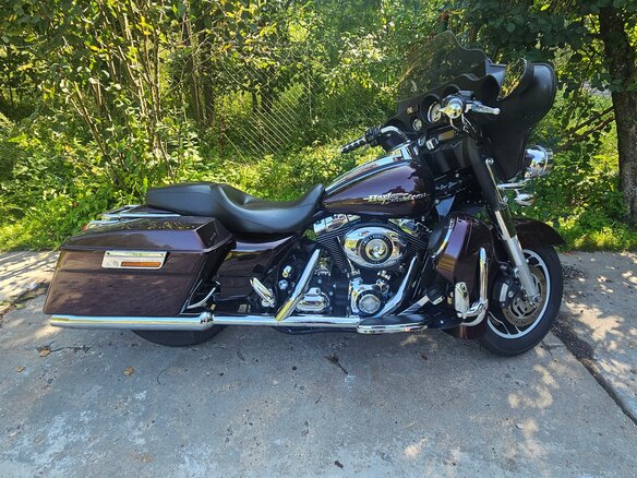 2007 Harley-Davidson Street Glide, пурпурный, 880000 рублей