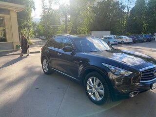 2016 Infiniti QX70, коричневый, 2450000 рублей, вид 4