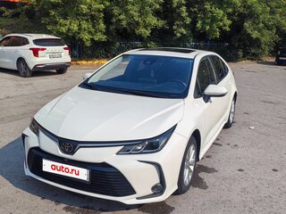 2021 Toyota Corolla XII (E210), белый, 1450000 рублей, вид 1