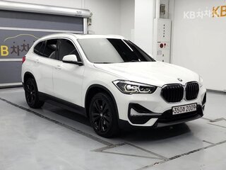 2020 BMW X1 18d xDrive II (F48) Рестайлинг, белый, 3090000 рублей, вид 3