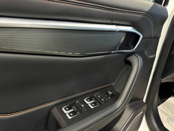 2026 Geely Okavango I Рестайлинг, белый, 4085990 рублей - вид 6