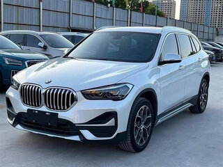 2021 BMW X1 18i sDrive II (F48) Рестайлинг, белый, 2200000 рублей, вид 2