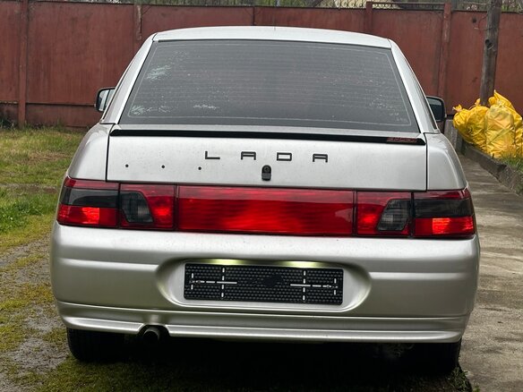 2006 Lada (ВАЗ) 2110, серебристый, 310000 рублей