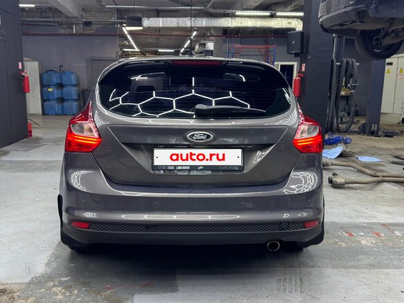 2012 Ford Focus III, серый, 750000 рублей - вид 8