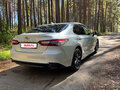 2021 Toyota Camry VIII (XV70) Рестайлинг, белый - вид 8