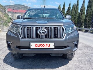 2019 Toyota Land Cruiser Prado 150 Series Рестайлинг 2, серый, 4950000 рублей, вид 2