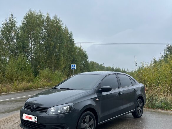 2011 Volkswagen Polo V, серый, 730000 рублей