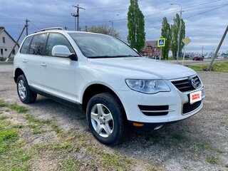 2008 Volkswagen Touareg I Рестайлинг, белый, 1250000 рублей, вид 3