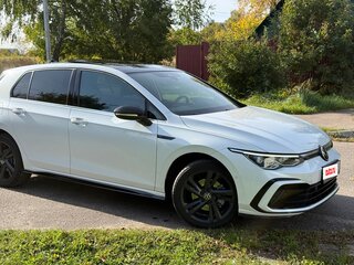 2021 Volkswagen Golf VIII, белый, 2450000 рублей, вид 1