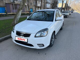 2010 Kia Rio II Рестайлинг, белый, 695000 рублей, вид 5