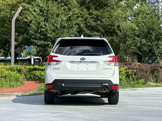 2022 Subaru Forester V Рестайлинг, белый, 2376000 рублей, вид 3