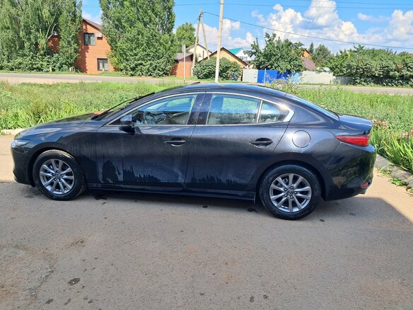 2022 Mazda 3 IV (BP), чёрный, 3680000 рублей - вид 9