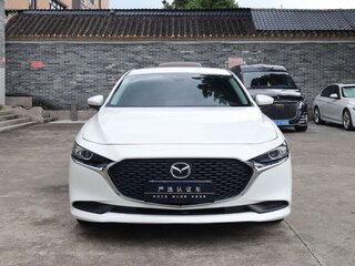 2023 Mazda 3 Axela IV (BP), белый, 1992000 рублей, вид 2