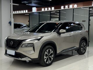 2023 Nissan X-Trail IV, золотистый, 4200000 рублей, вид 2