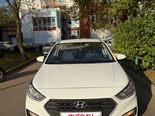 2018 Hyundai Solaris II, белый, 1200000 рублей, вид 2