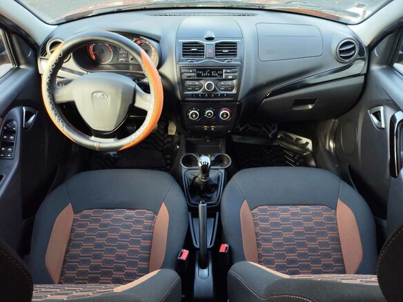 2020 Lada (ВАЗ) Granta Cross I Рестайлинг, оранжевый - вид 16