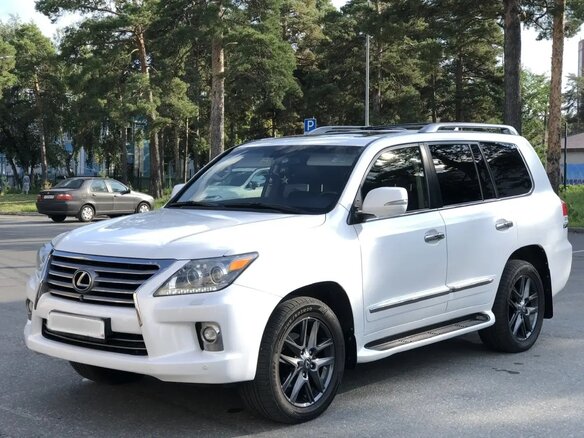 2014 Lexus LX 570 III Рестайлинг, белый, 3700000 рублей - вид 5