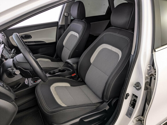 2018 Kia Ceed II Рестайлинг, белый - вид 19