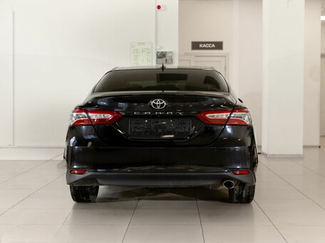 2019 Toyota Camry VIII (XV70), чёрный, 2700000 рублей, вид 5