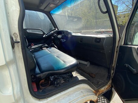 2008 Hyundai HD65, белый, 600000 рублей, вид 5