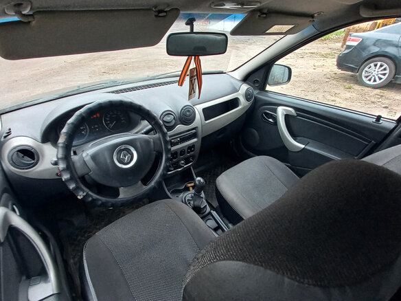 2010 Renault Logan I Рестайлинг, чёрный, 250000 рублей - вид 6