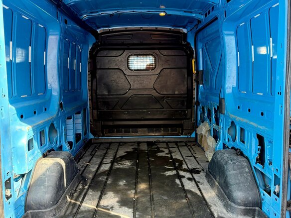 2019 Ford Transit, голубой, 1800000 рублей - вид 5