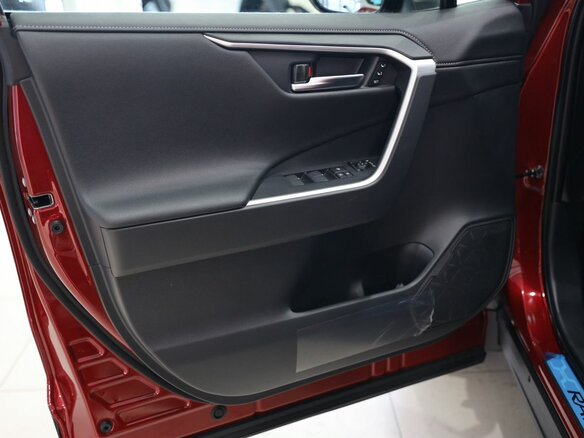 2025 Toyota RAV4 V (XA50), красный, 6150000 рублей - вид 12