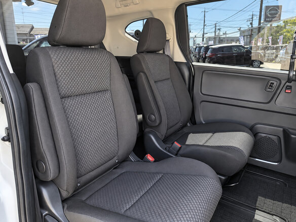 2021 Honda Freed II Рестайлинг, белый, 1020000 рублей - вид 9