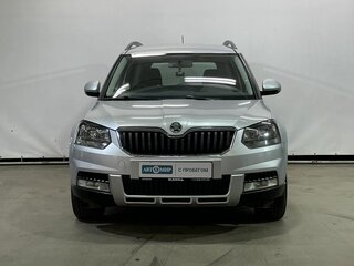 2014 Skoda Yeti I Рестайлинг, серебристый, 955000 рублей, вид 2